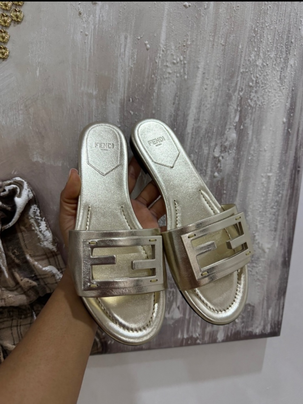 Fendi Baguette slides